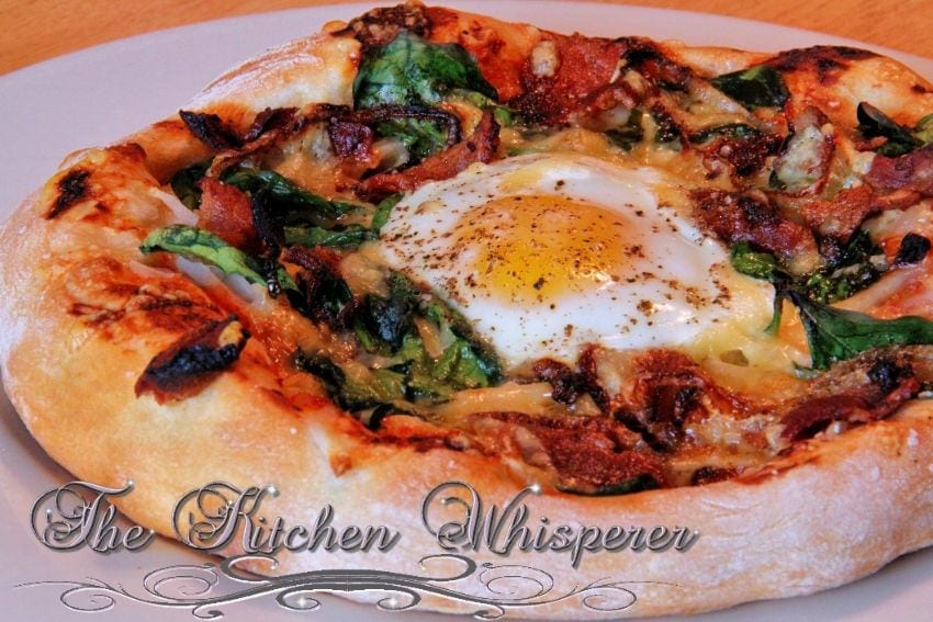 BreakfastPizza-egg-bacon-onion-hashbrowns-spinach2