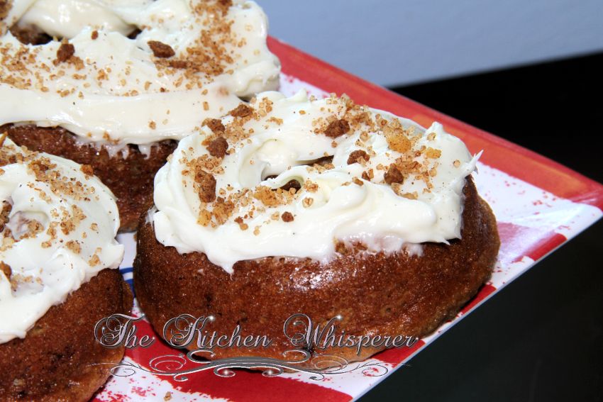 Cinnamon Roll Baked Donuts with Cream Cheese Frosting5