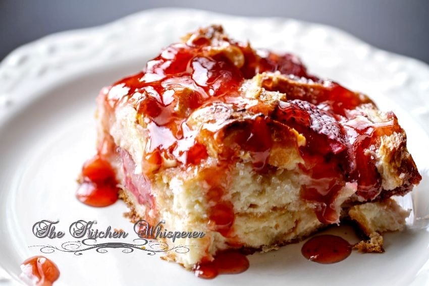 Berry Croissant Cheesecake Breakfast Bake7