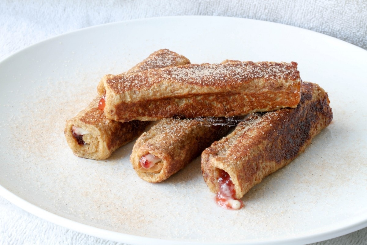 Cheesecake Fruit Filled French Toast Roll Ups9
