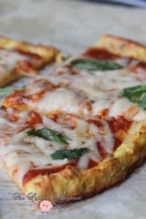 Cheesy Spaghetti Squash Pizza – Keto Friendly & Gluten Free