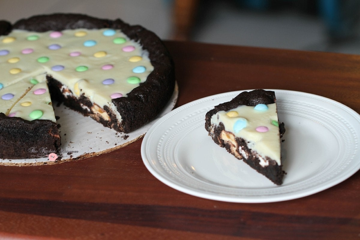 Chocolate Easter Pizza Cookie