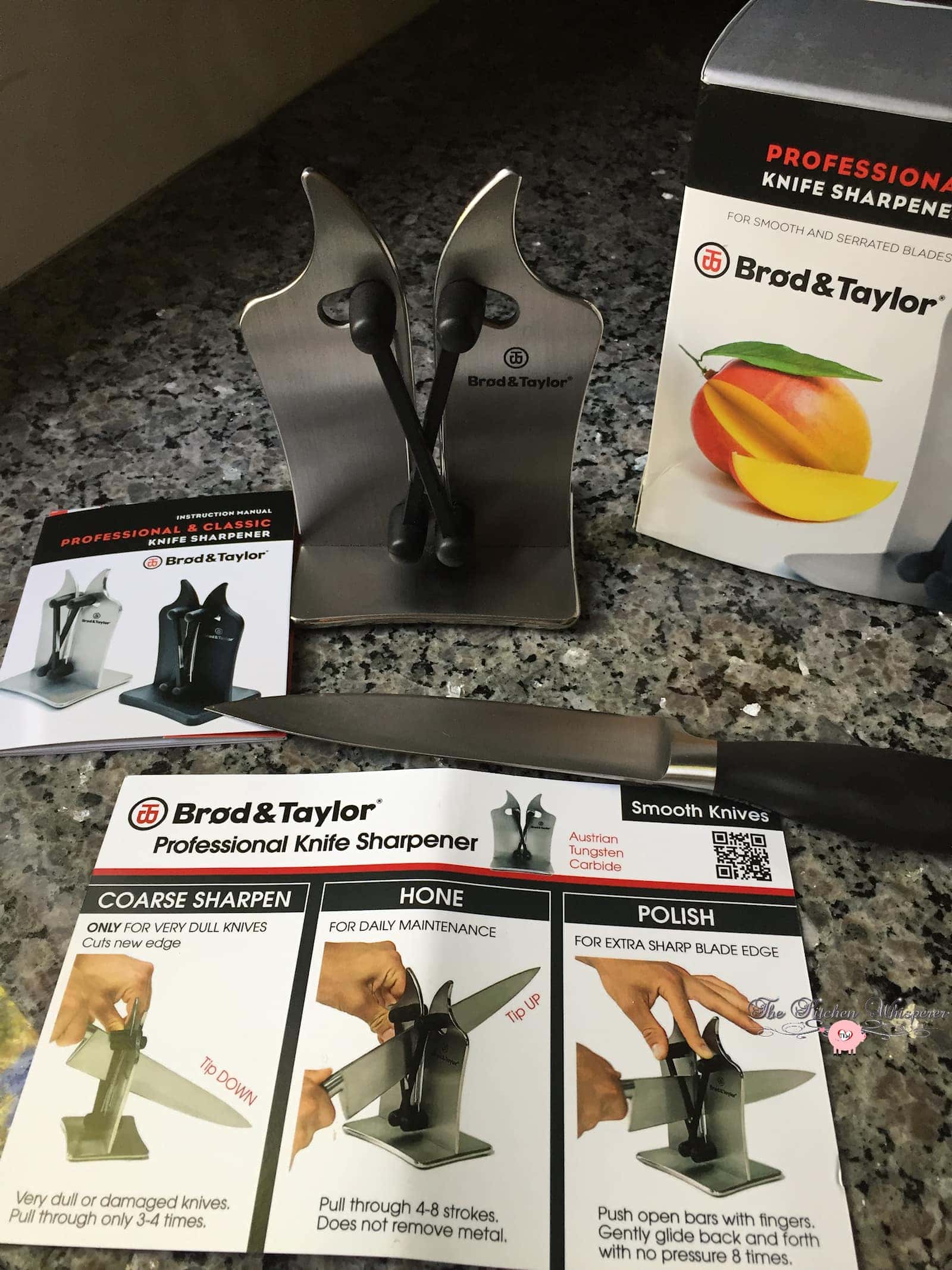 Every kitchen needs this – Brod & Taylor Professional Knife Sharpener