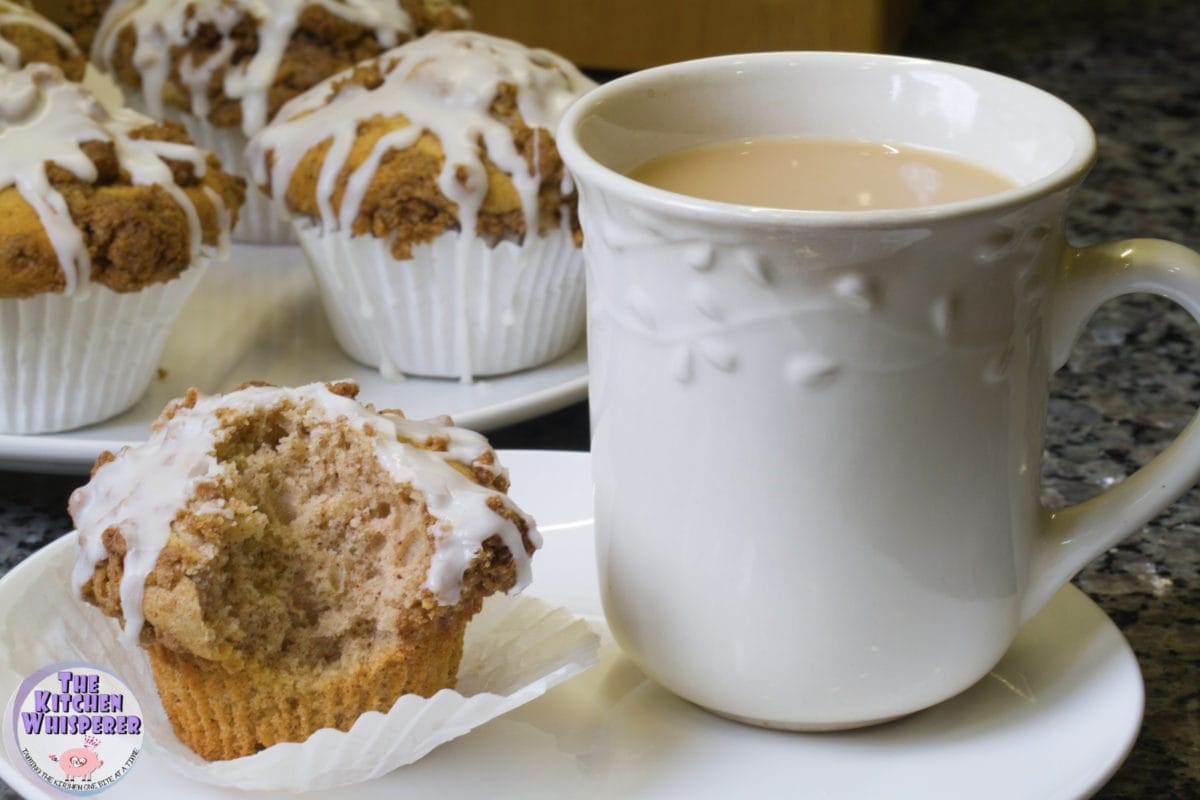 Cinnamon Crumb Coffee Cake Muffins