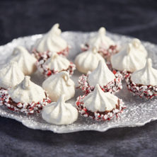 French Meringue Peppermint Kiss Cookies