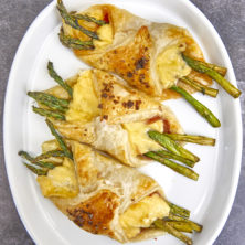 Cheesy Asparagus & Salami Puff Pastry Bundles