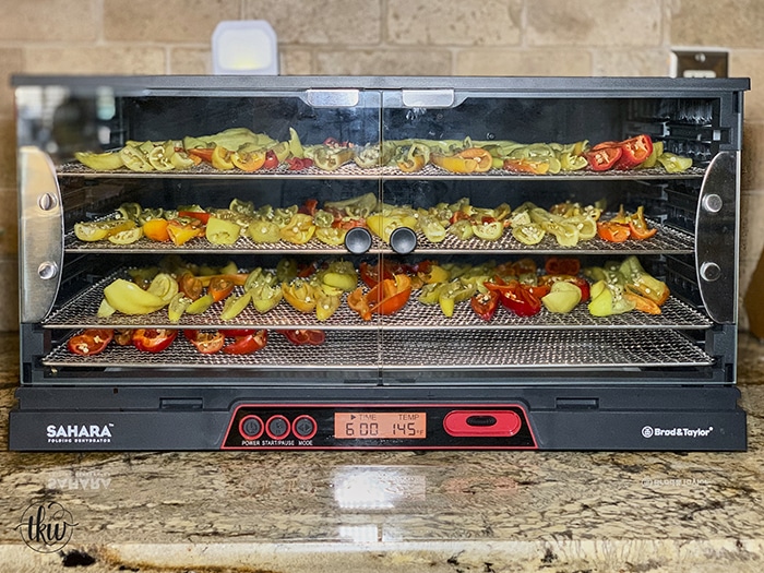 How to dehydrate peppers