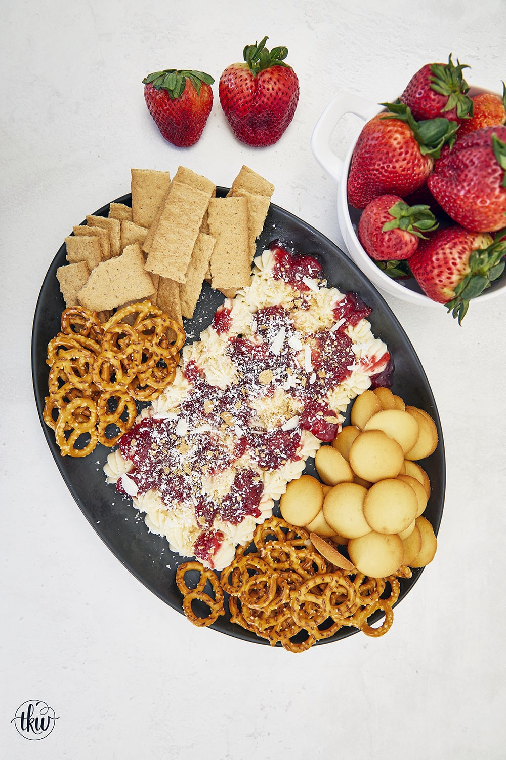Ultimate No-Bake Strawberry Cheesecake Party Platter