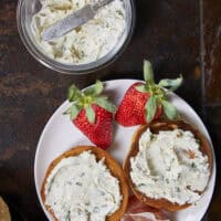 One taste of this and you’ll never buy the tub again! 🥯 This Easy Garlic Chive Cream Cheese is a 5-minute miracle made with just 6 ingredients. It’s thicker, creamier, and way more flavorful than store-bought. The ultimate budget-friendly bagel spread! #CreamCheese #GarlicChives #TheKitchenWhisperer #EasyRecipes #BagelSchmear