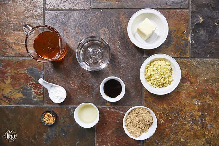 Unlock restaurant-quality flavor with this Homemade Honey Garlic Sauce. A rich, umami-packed glaze for fish, poultry, and veggies. Your new favorite 10-minute recipe! #HoneyGarlic #EasyRecipes #MealPrep #HoneyGarlicSauce #EasyDinnerIdeas #PantryStaples