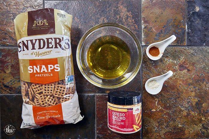 We’re taking a basic bag of store-bought pretzels and giving them a major glow-up with zesty nacho cheese seasoning and pantry spices. They take just minutes to prep and are the perfect addictive snack for game night, cookouts, or your next movie marathon! #GameDaySnacks #SeasonedPretzels #EasyAppetizers